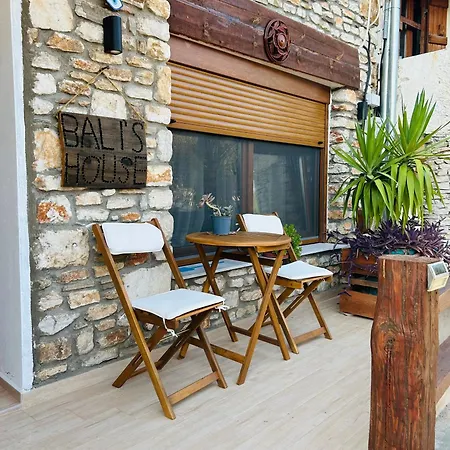 Дом отдыха Balis House