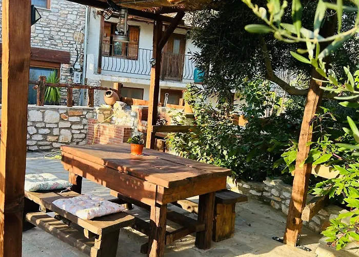 Balis House Tatil Evi *
